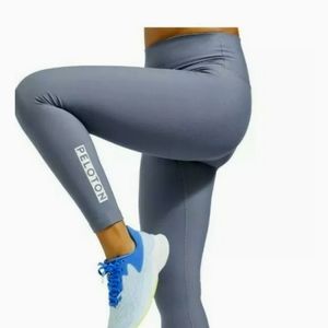 Peloton Cadence Legging  Blue Size Large  BNWT